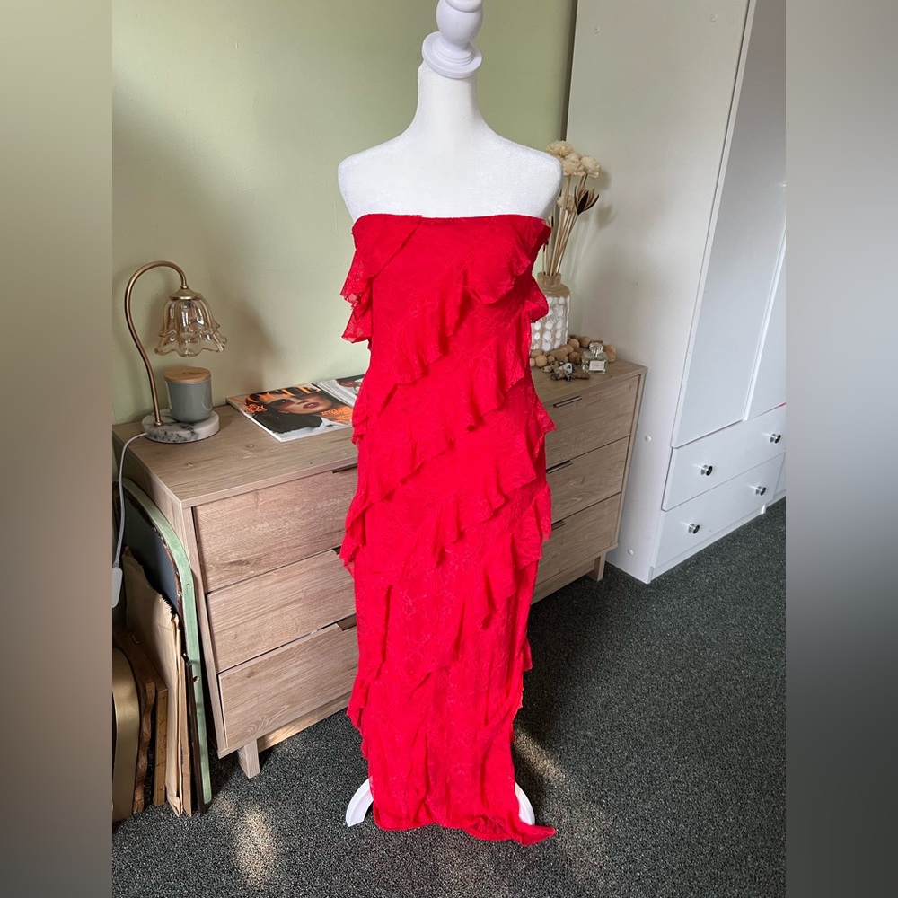 TARGET Red Lace Ruffle Navy Strapped Tube Bodycon Side Slit Stretch Dress Sz M